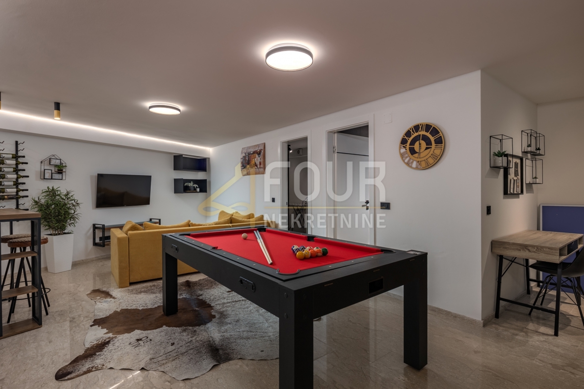 Stanovanje Volosko, Opatija, 294,64m2