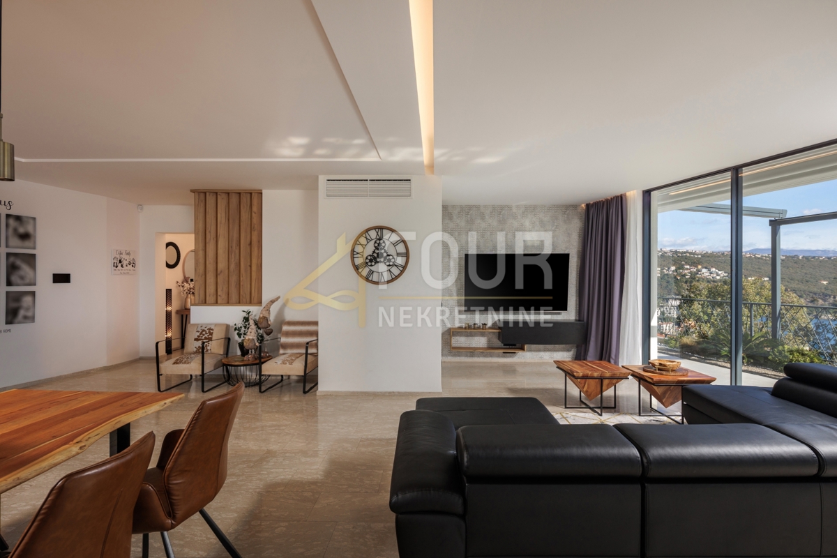 Stanovanje Volosko, Opatija, 294,64m2