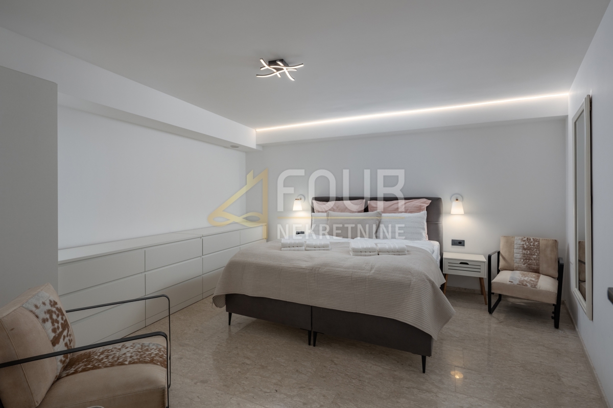 Stanovanje Volosko, Opatija, 294,64m2