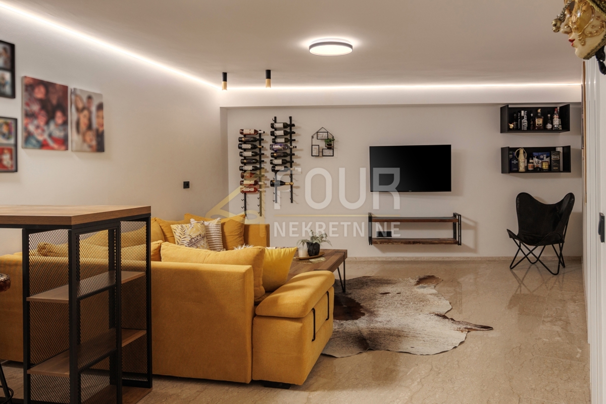 Stanovanje Volosko, Opatija, 294,64m2