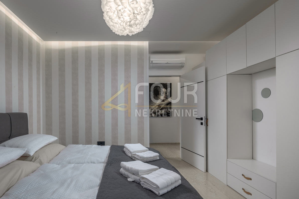 Stanovanje Volosko, Opatija, 294,64m2