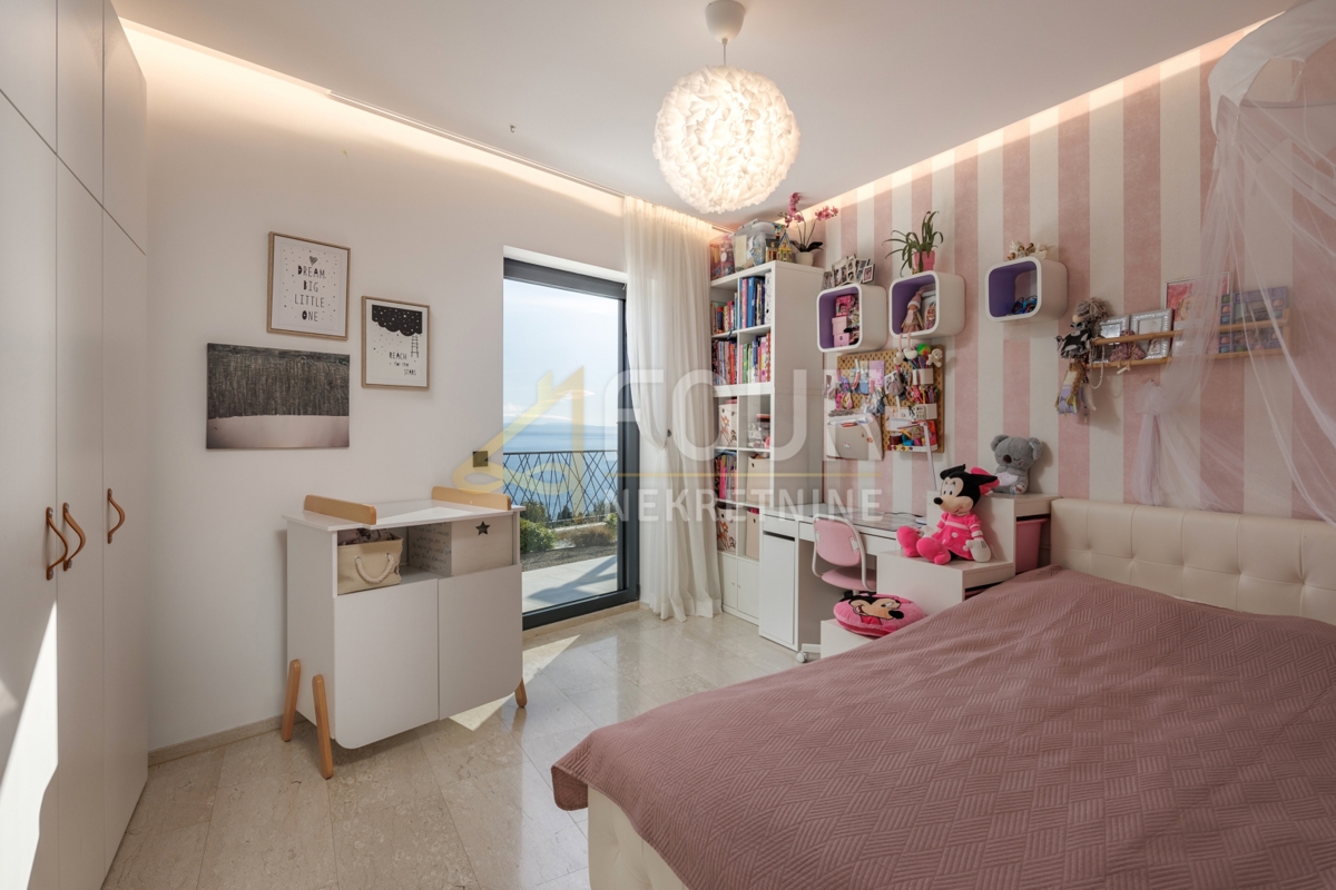 Stanovanje Volosko, Opatija, 294,64m2