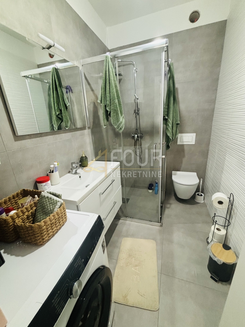 Češnjevci, 2s+d, dvorišče 33m2 in parkirno mesto