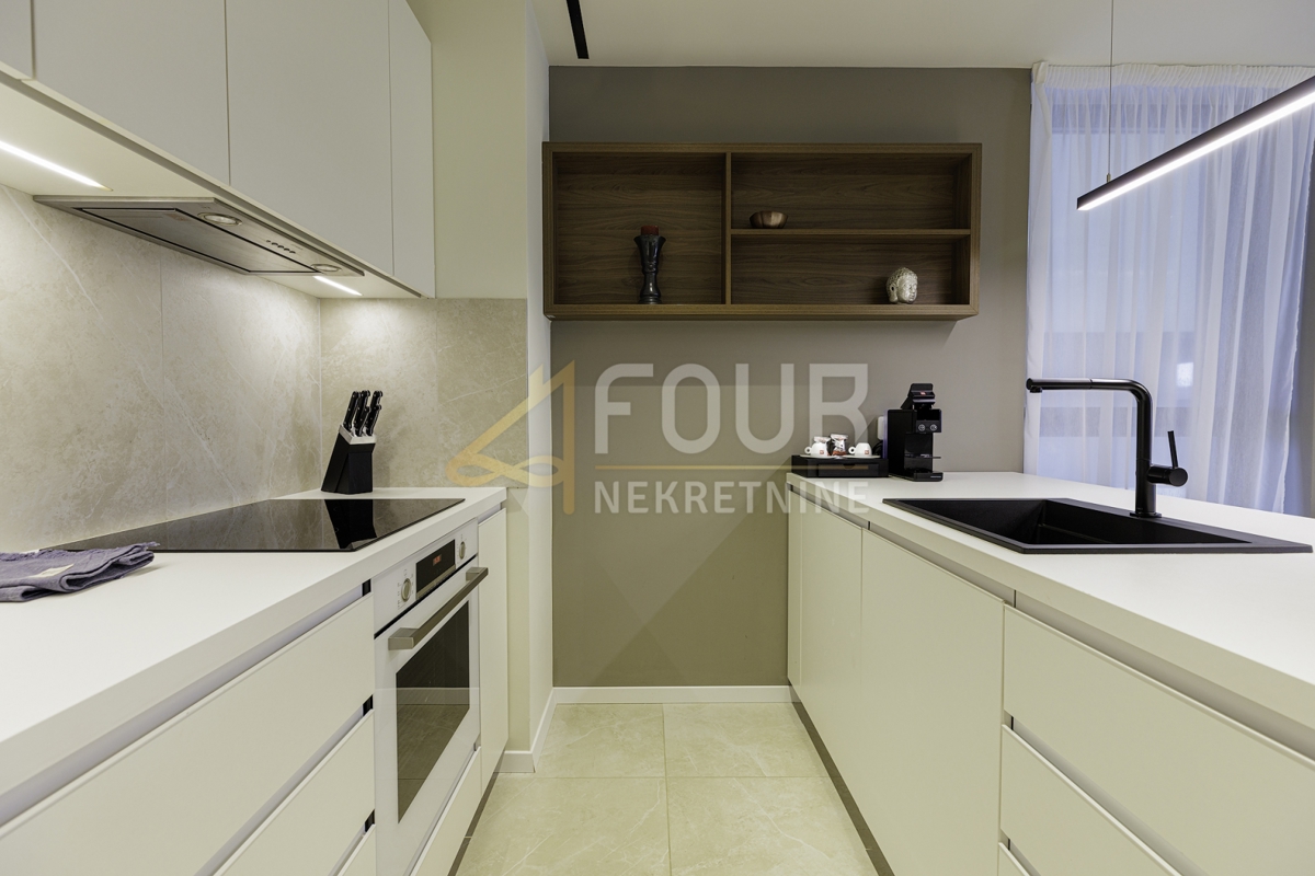 Istra, Umag - okolica, apartma - luksuzni letovišče, 1. vrsta do morja