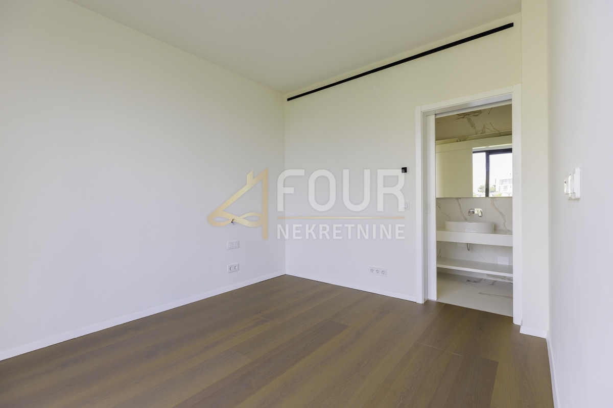 Istra, Umag - okolica, apartma - luksuzni letovišče, 1. vrsta do morja