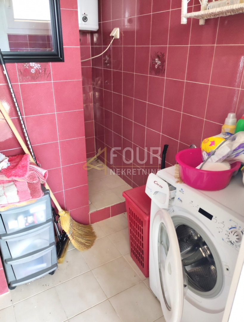 Otok Rab, hiša v vrsti, 136m2