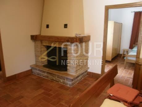 Hiša Malinska, Malinska-Dubašnica, 150m2