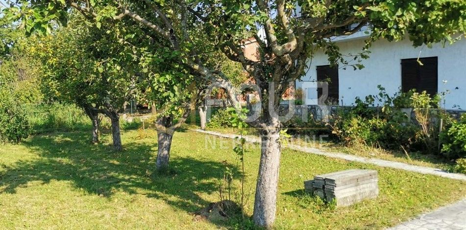 Hiša Podhum, Jelenje, 200m2