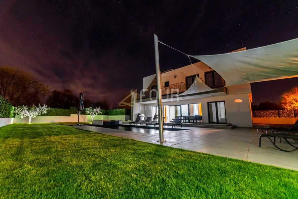 Hiša Poreč, 160m2