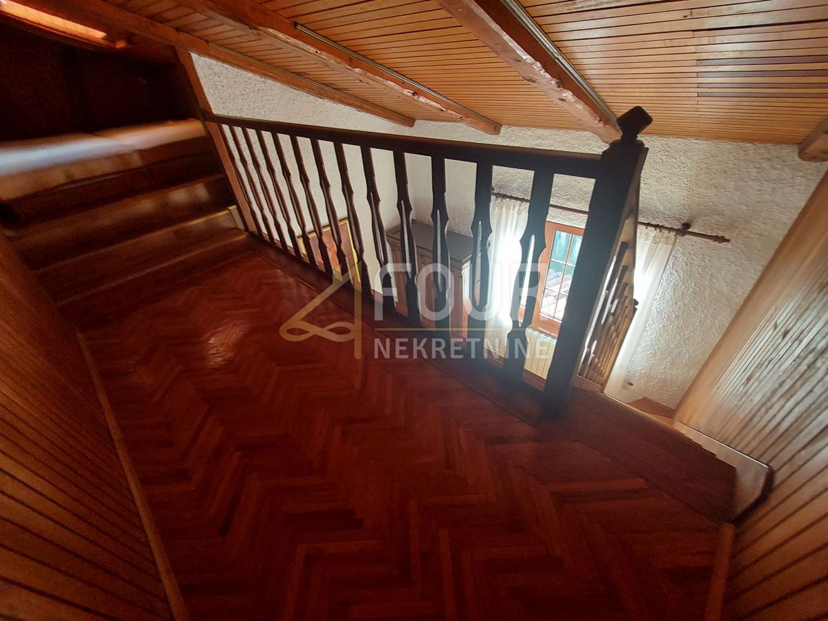 Hiša Labin, 300m2