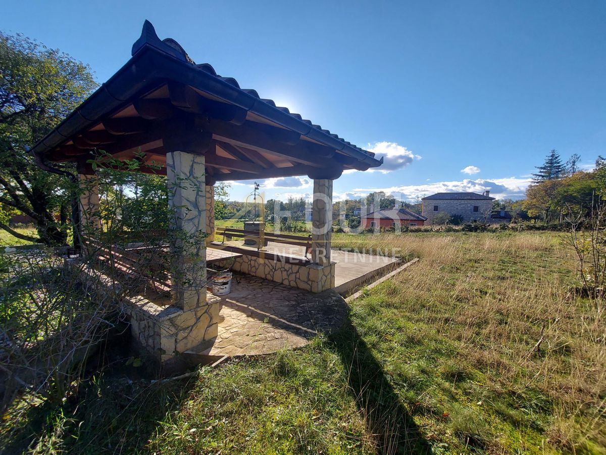 Hiša Labin, 300m2