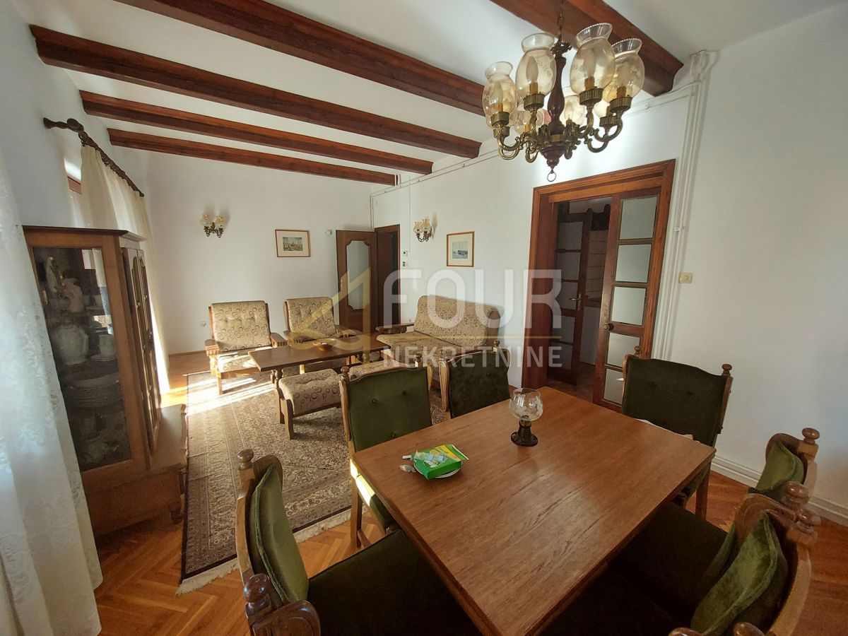 Hiša Labin, 300m2