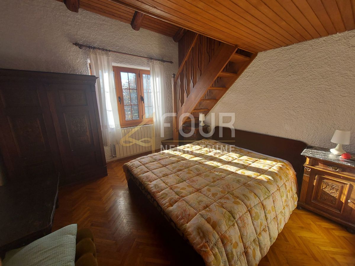 Hiša Labin, 300m2