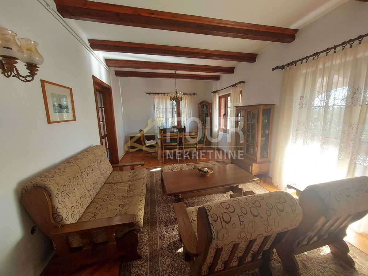 Hiša Labin, 300m2