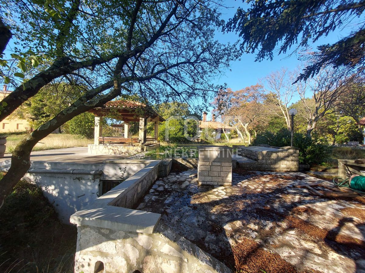 Hiša Labin, 300m2