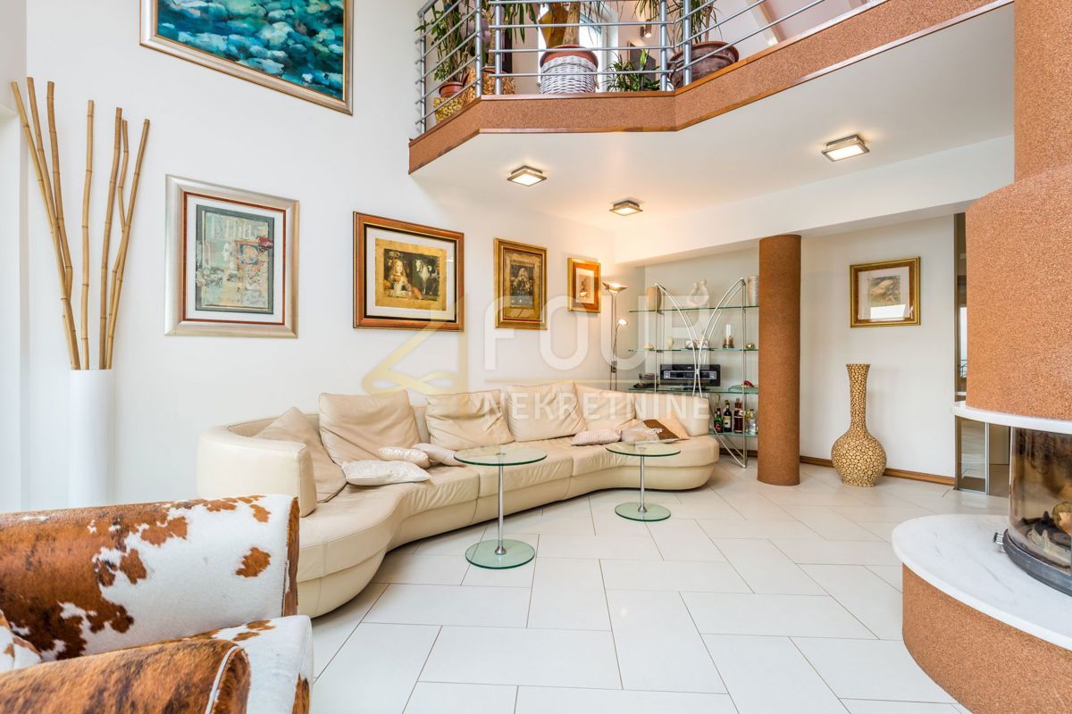 Stanovanje Opatija - Centar, Opatija, 202m2