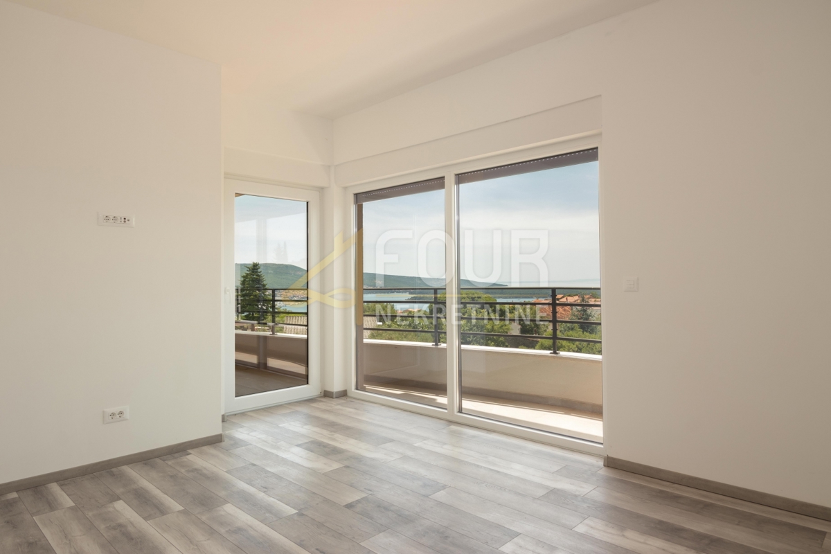 Hiša Kornić, Krk, 250m2