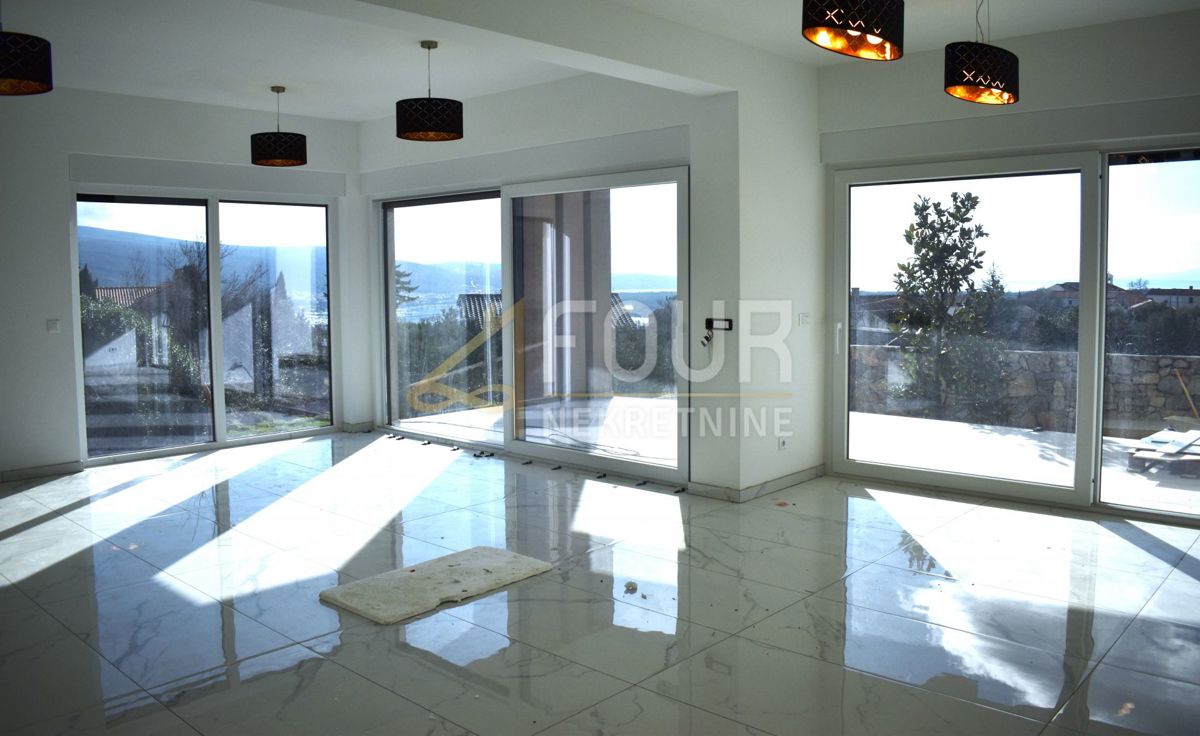 Hiša Kornić, Krk, 250m2