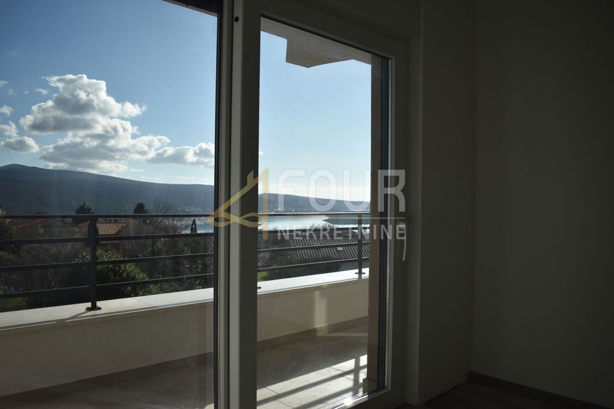 Hiša Kornić, Krk, 250m2