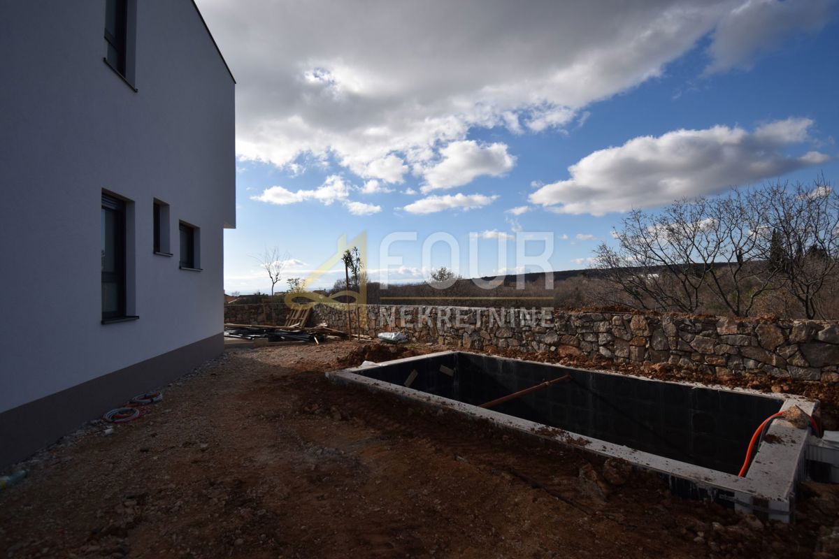 Hiša Kornić, Krk, 250m2