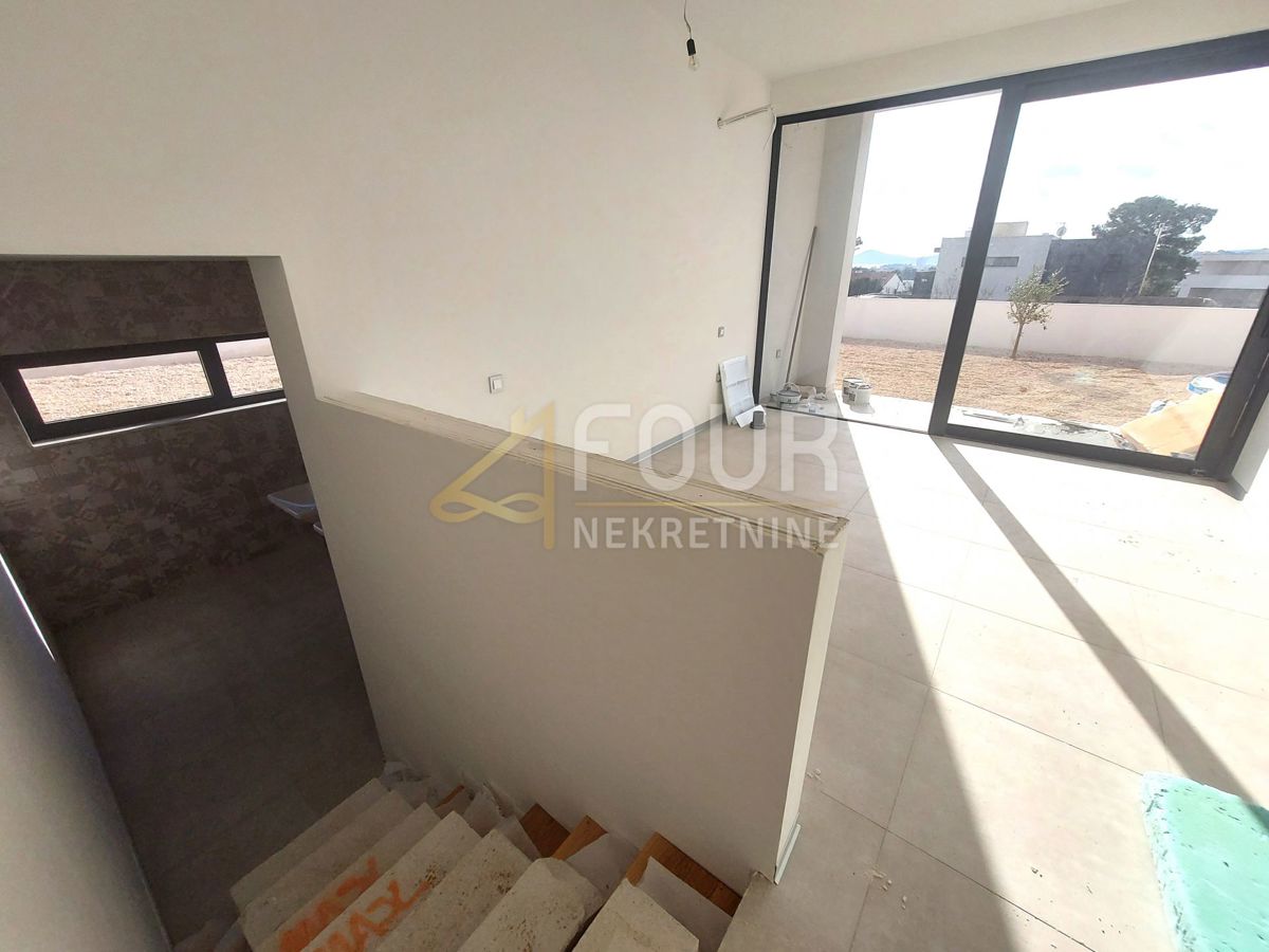 Hiša Vodice, 150m2