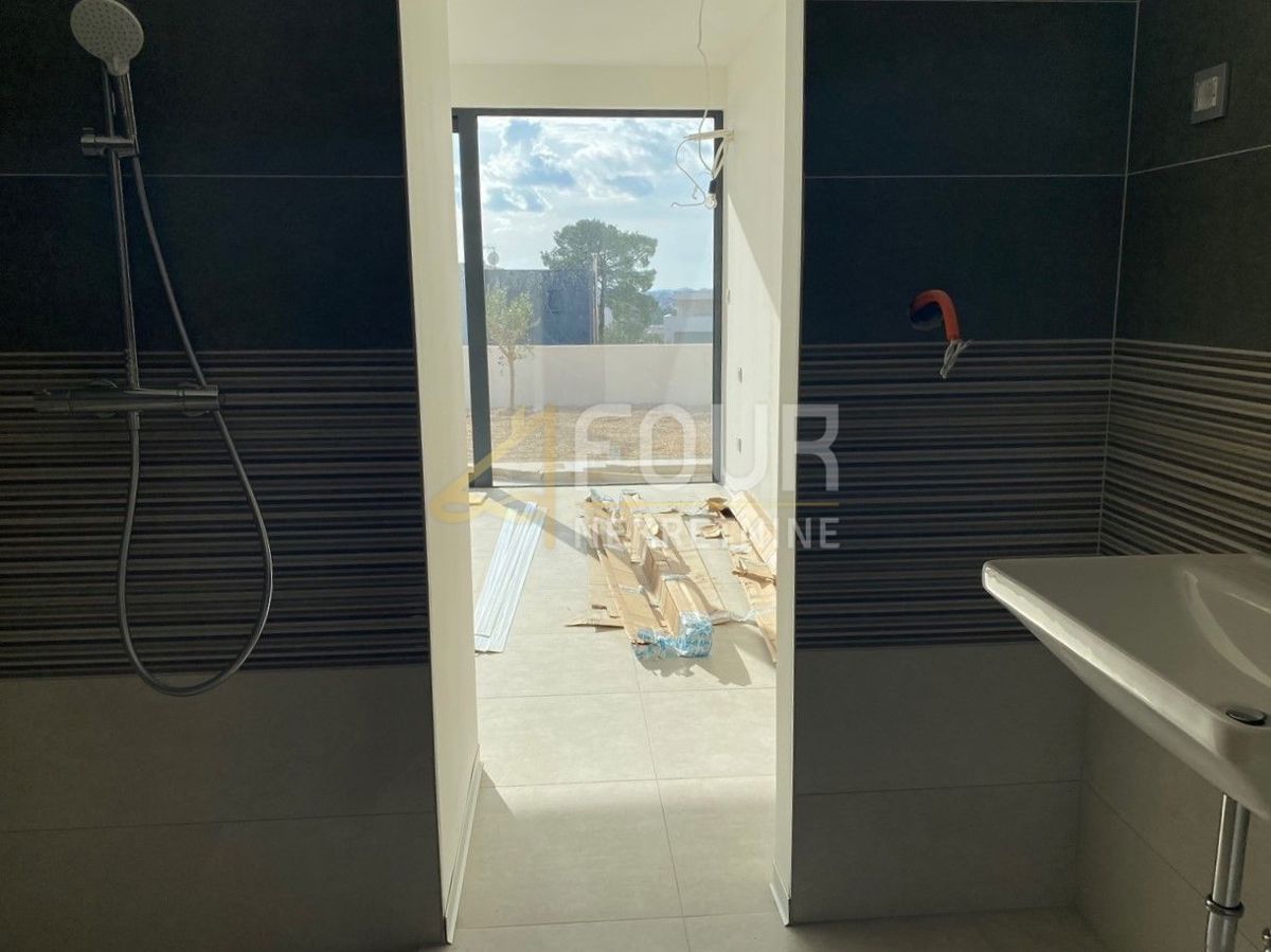 Hiša Vodice, 150m2