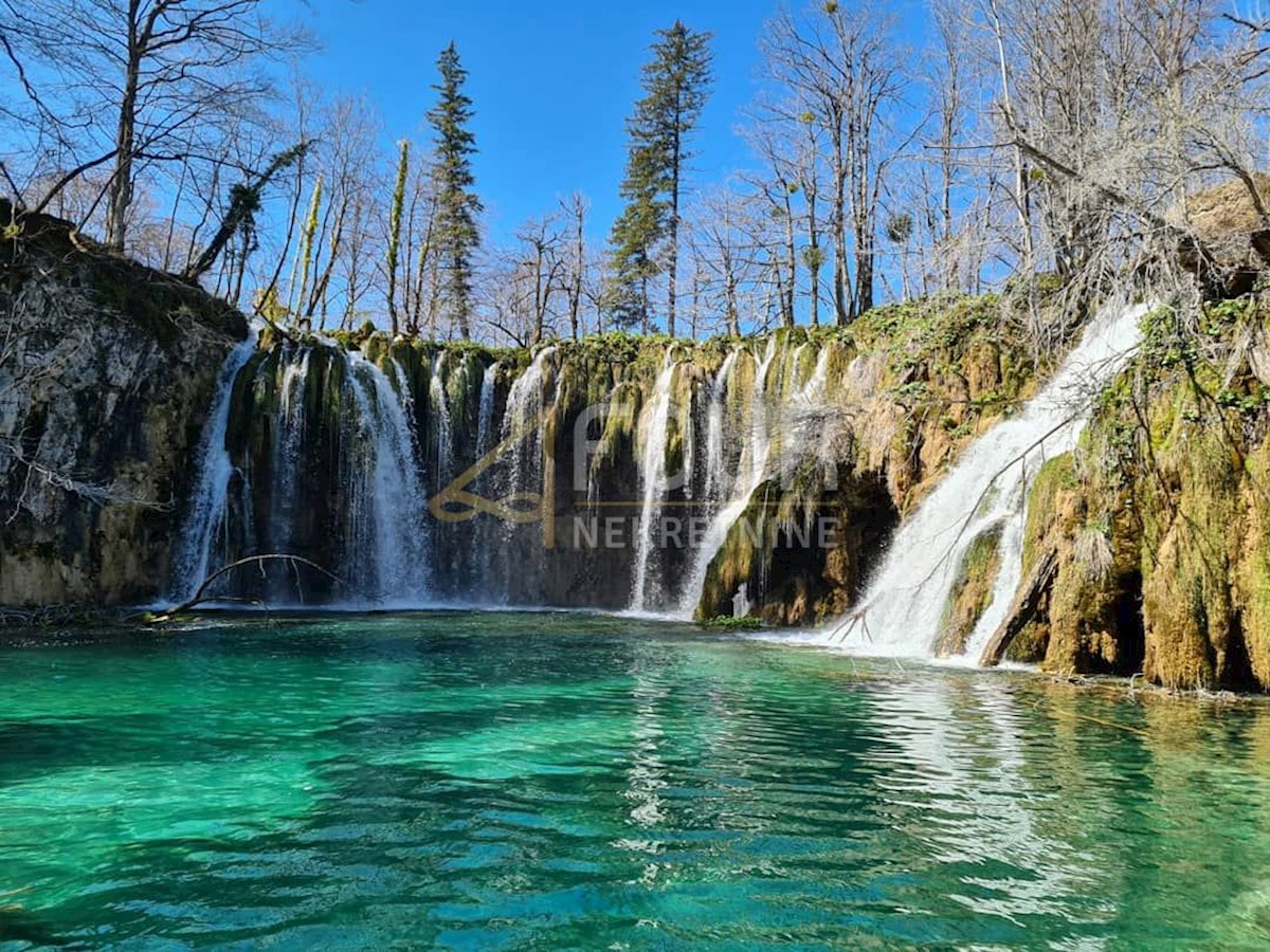 Hiša Plitvička Jezera, 220m2