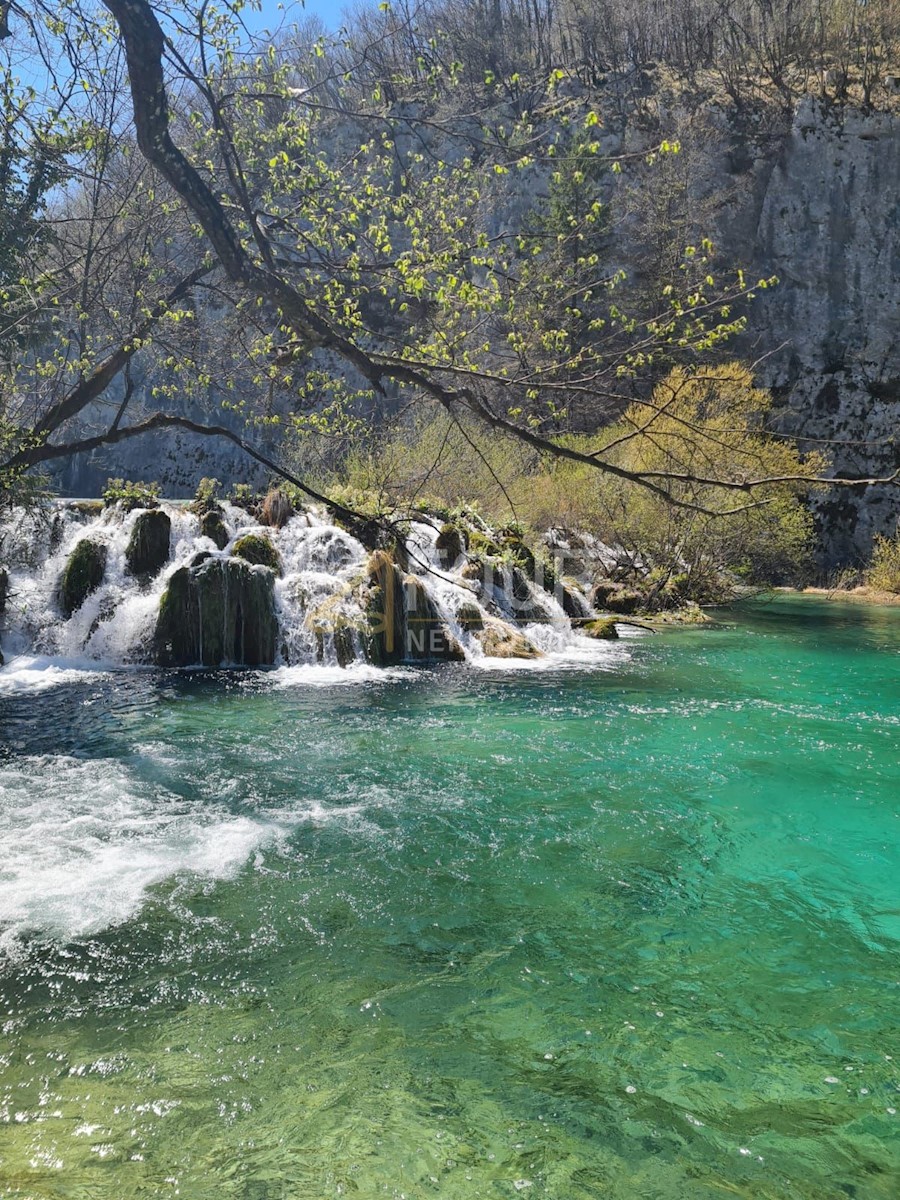 Hiša Plitvička Jezera, 220m2