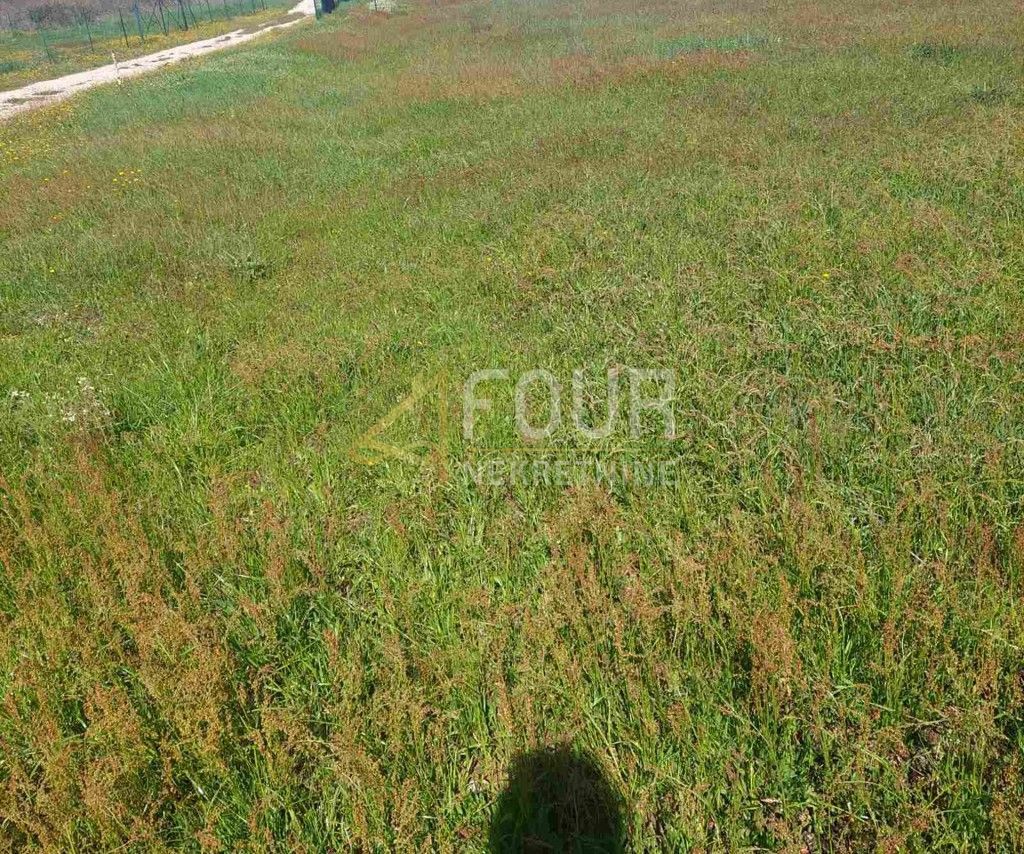 Zemljišče Valtura, Ližnjan, 501m2