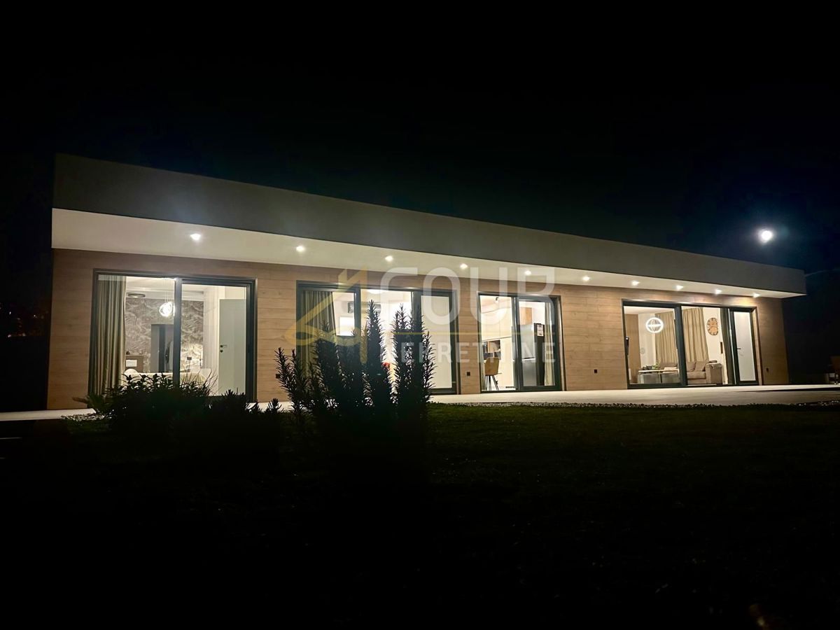 Hiša Labin, 200m2