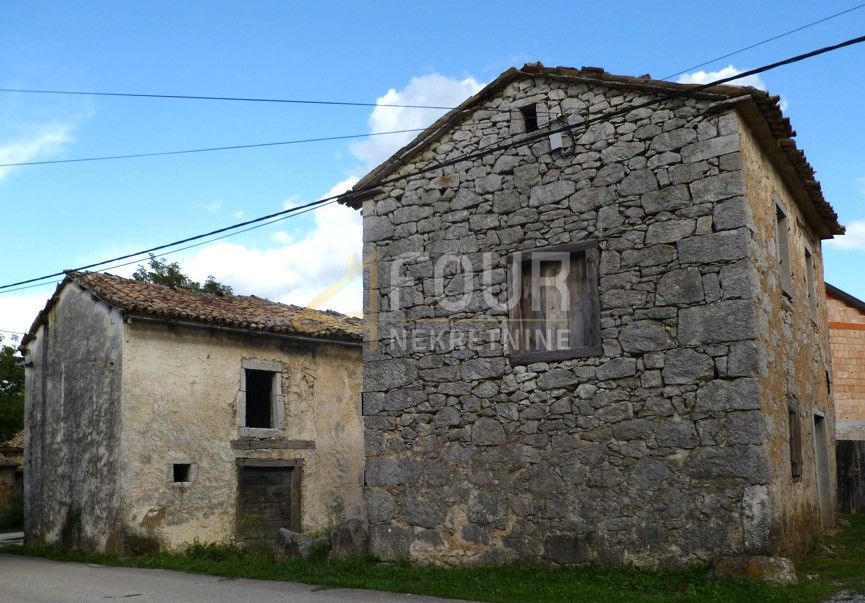 Hiša Buzet, 160m2