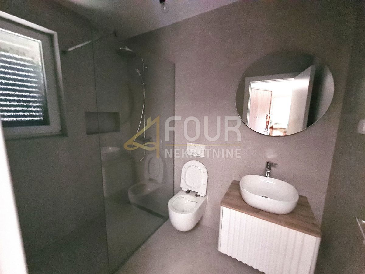Stanovanje Cres, 131,80m2