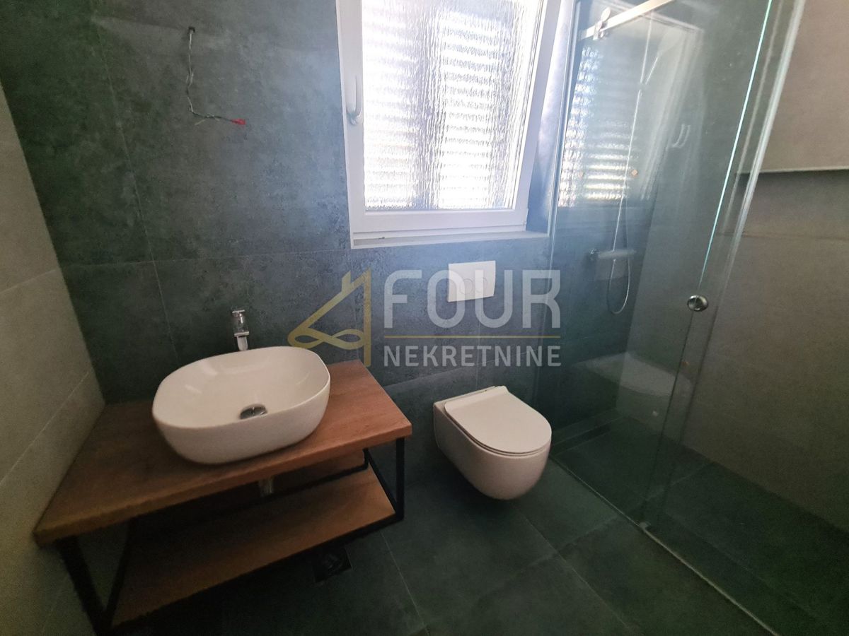 Stanovanje Cres, 131,80m2