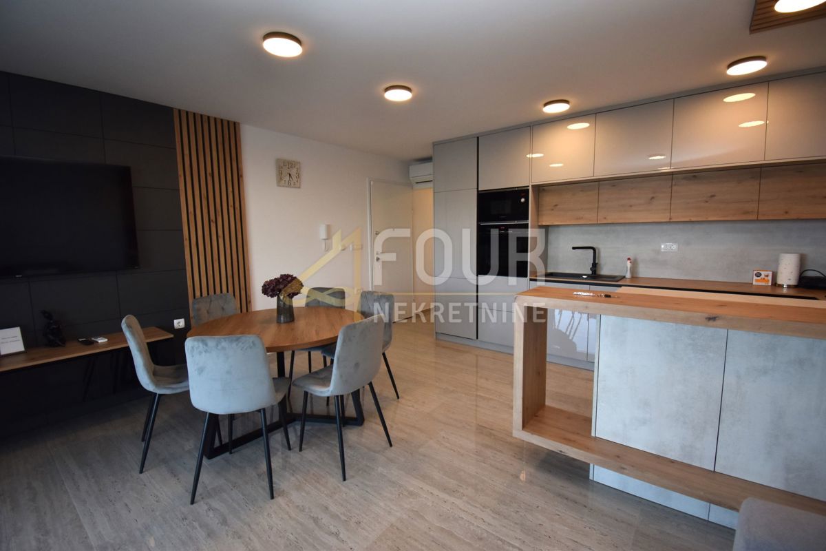 Stanovanje Malinska, Malinska-Dubašnica, 88,40m2
