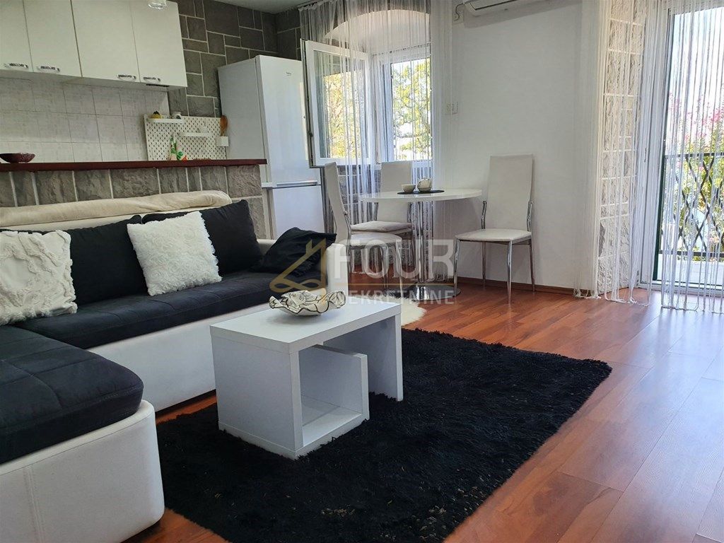 Stanovanje Pećine, Rijeka, 33,56m2