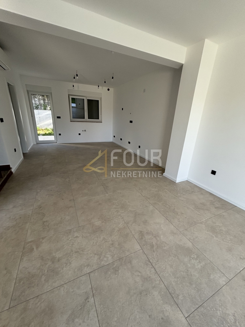 Hiša Kukuljanovo, Bakar, 127,42m2