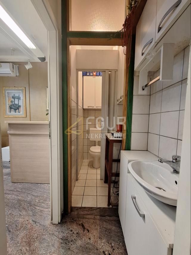 Poslovni prostor Centar, Rijeka, 30,86m2