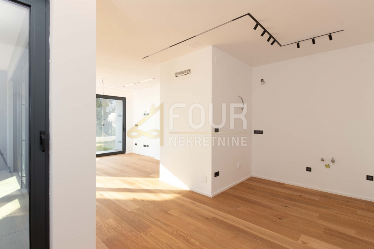 Stanovanje Lovran, 75,87m2