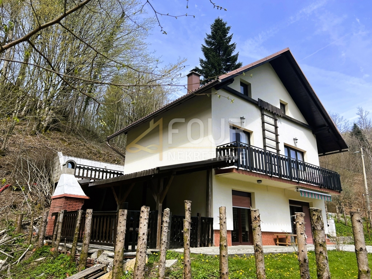 Hiša Brod na Kupi, Delnice, 168m2