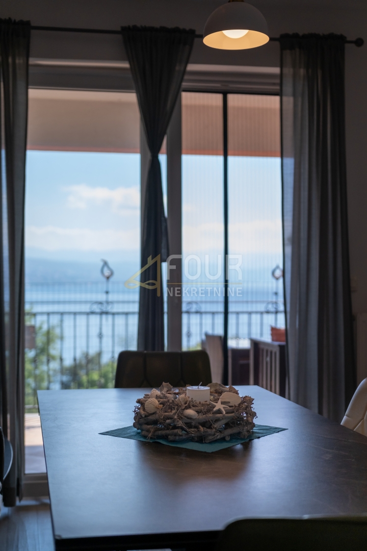 Stanovanje Opatija - Centar, Opatija, 97,70m2