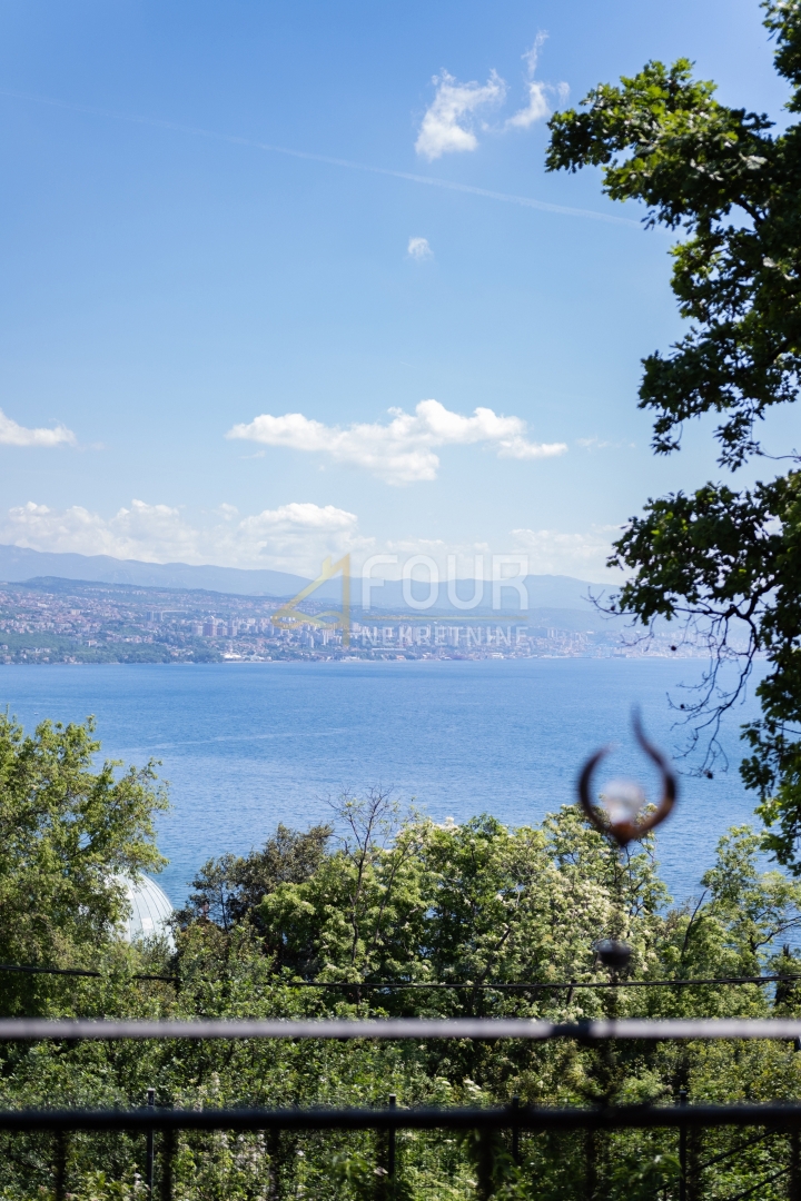 Stanovanje Opatija - Centar, Opatija, 97,70m2