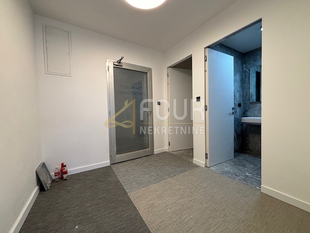 Poslovni prostor Brajda, Rijeka, 140,56m2