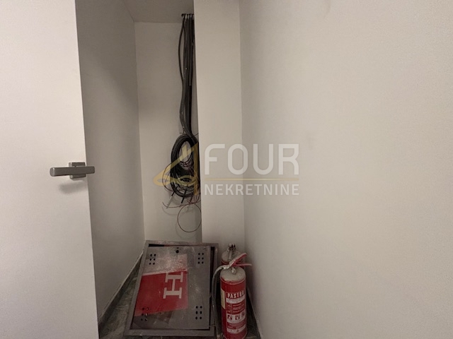 Poslovni prostor Brajda, Rijeka, 140,56m2