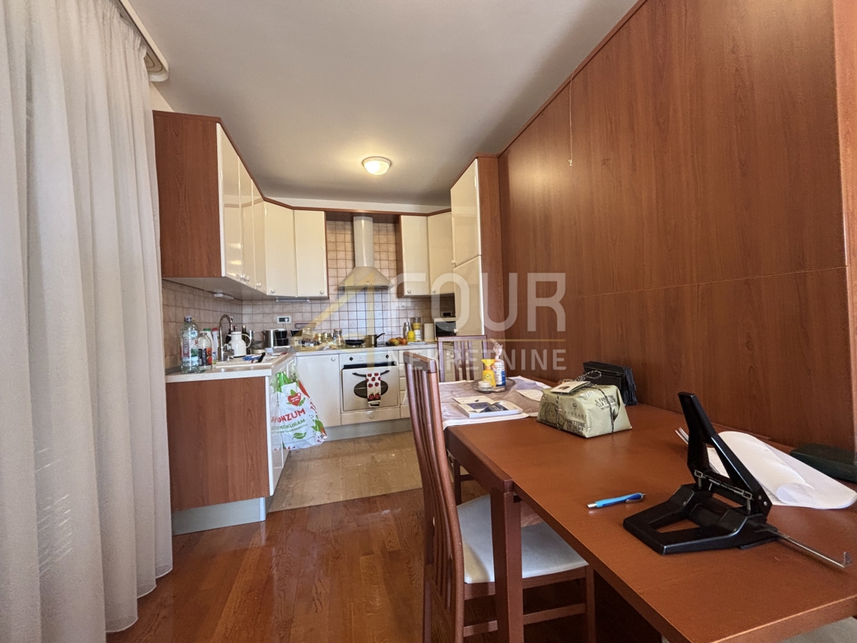 Stanovanje Ičići, Opatija - Okolica, 92,18m2