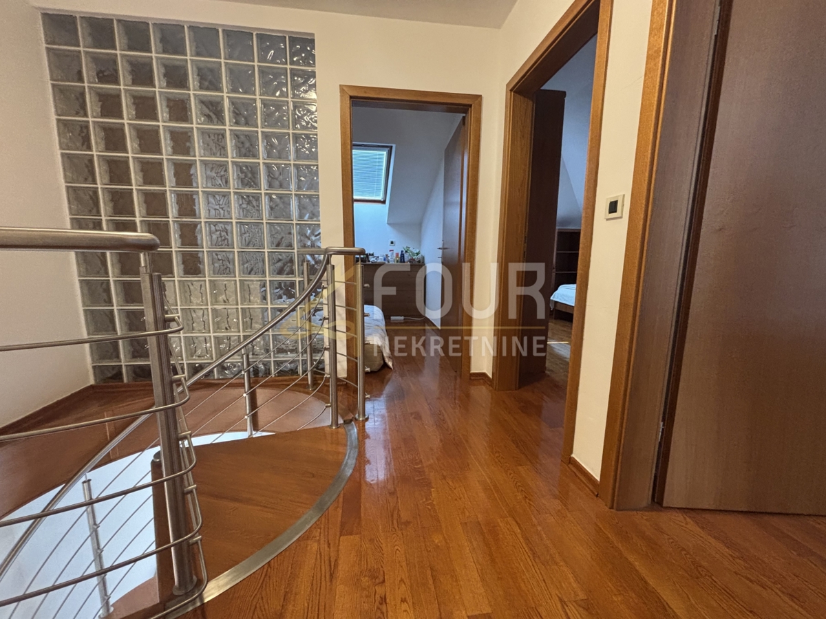 Stanovanje Ičići, Opatija - Okolica, 92,18m2