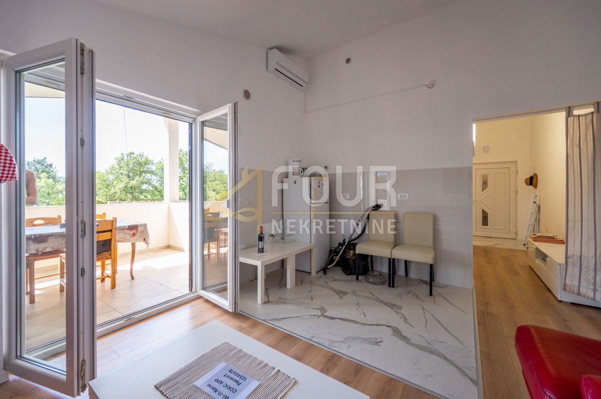 Hiša Nova Vas, Poreč, 355,66m2