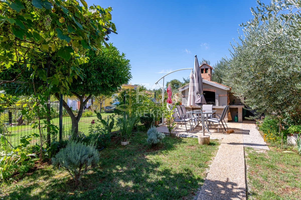 Hiša Nova Vas, Poreč, 355,66m2