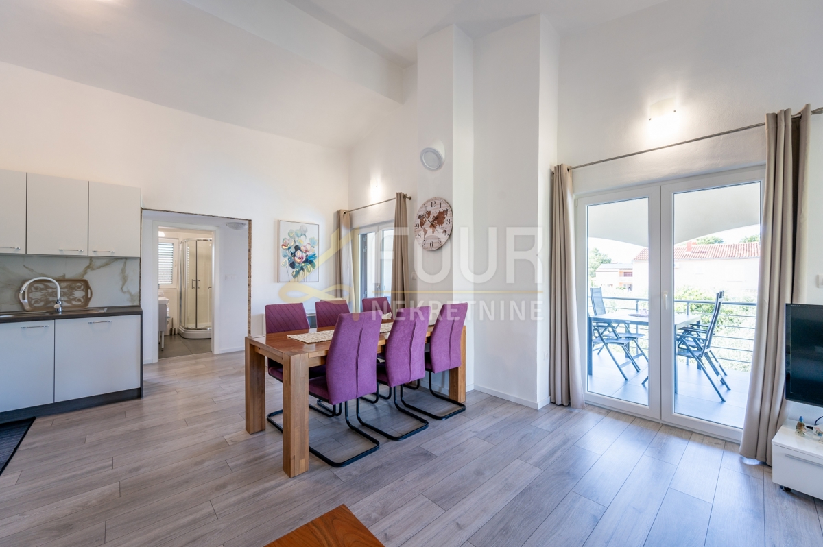 Hiša Nova Vas, Poreč, 355,66m2
