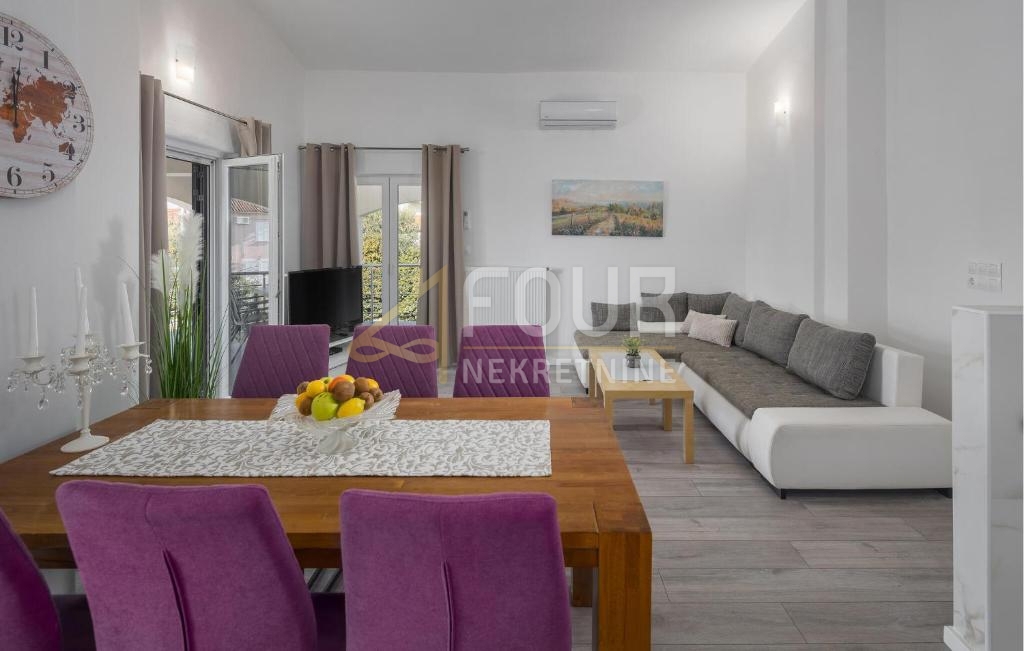Hiša Nova Vas, Poreč, 355,66m2