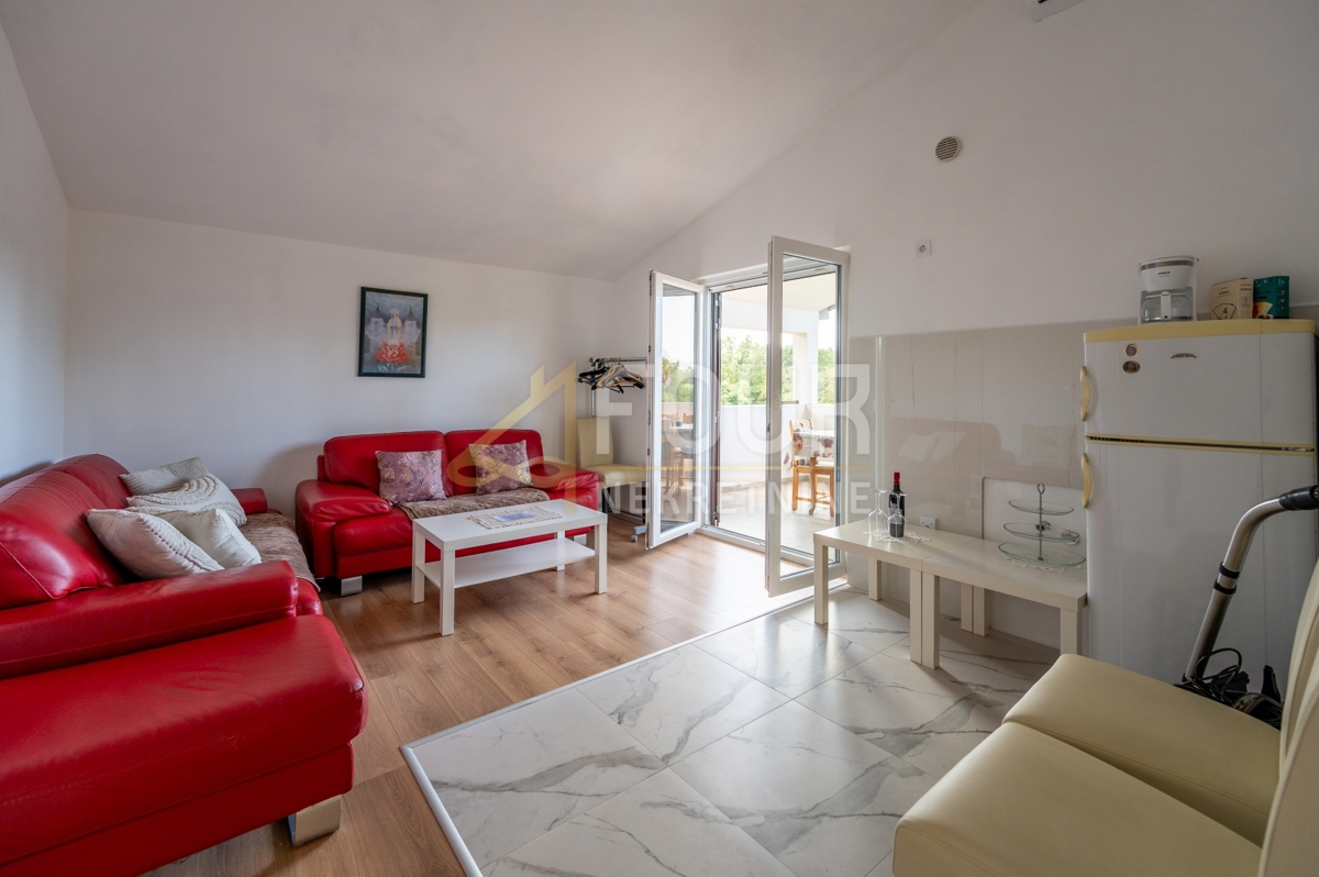 Hiša Nova Vas, Poreč, 355,66m2